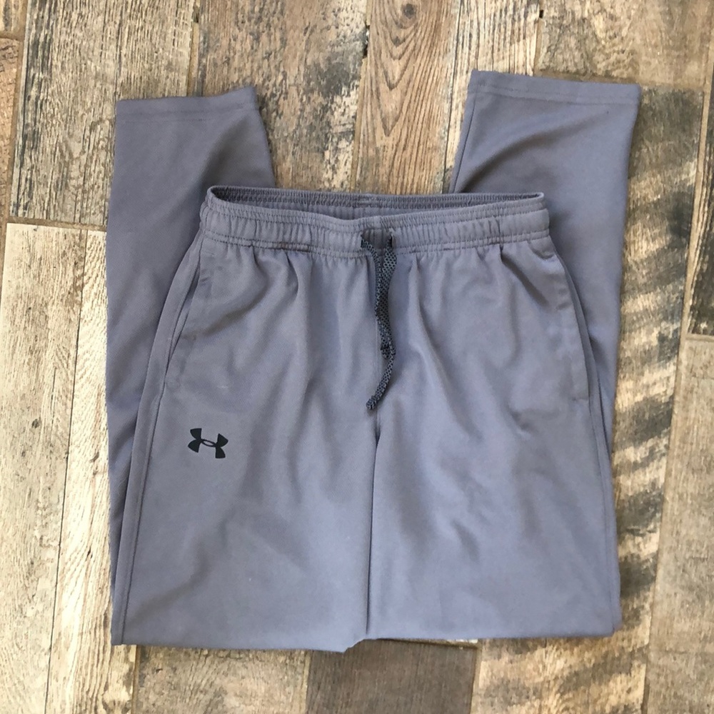 EUC under armour boys joggers
